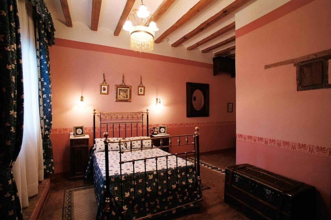 Hospederia Meson De La Dolores Calatayud Bilik gambar