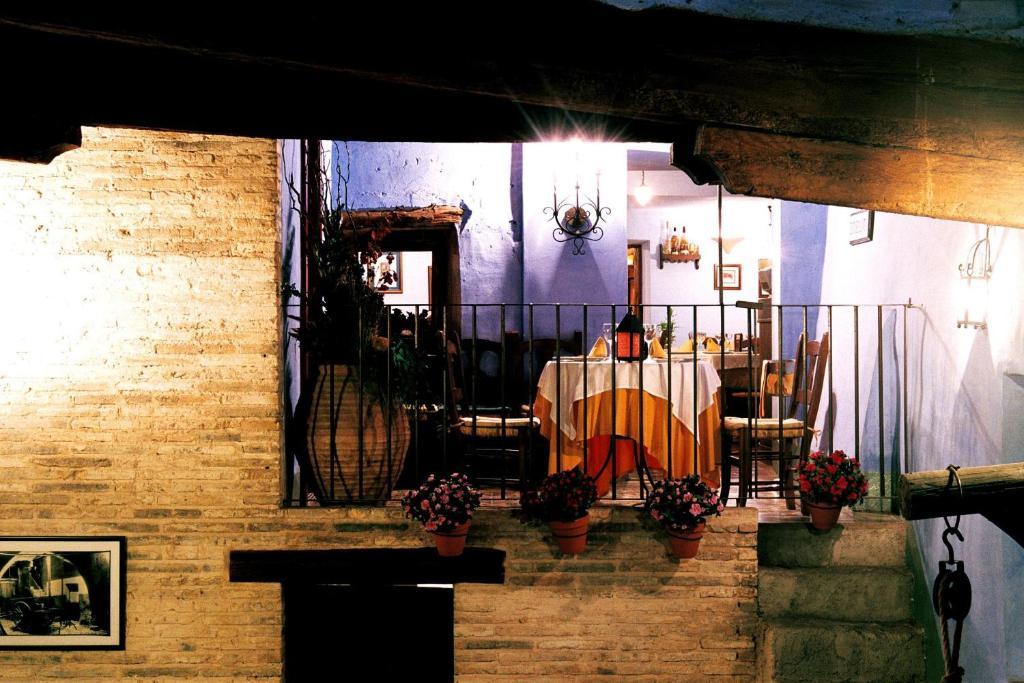 Hospederia Meson De La Dolores Calatayud Luaran gambar