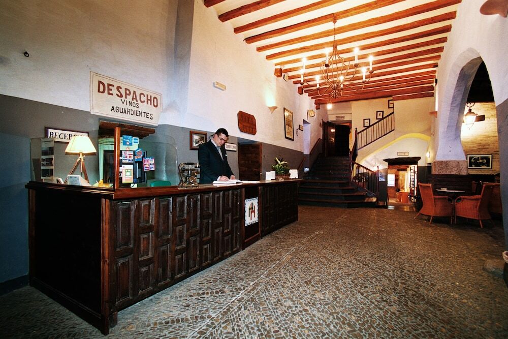 Hospederia Meson De La Dolores Calatayud Luaran gambar